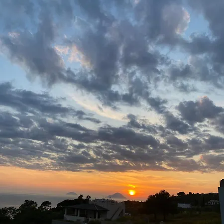 Centro Storico Flat 7 Mins From Port Appartement