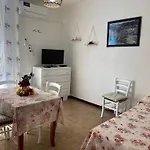Centro Storico Flat 7 Mins From Port *