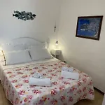 Apartmán Centro Storico Flat 7 Mins From Port *
