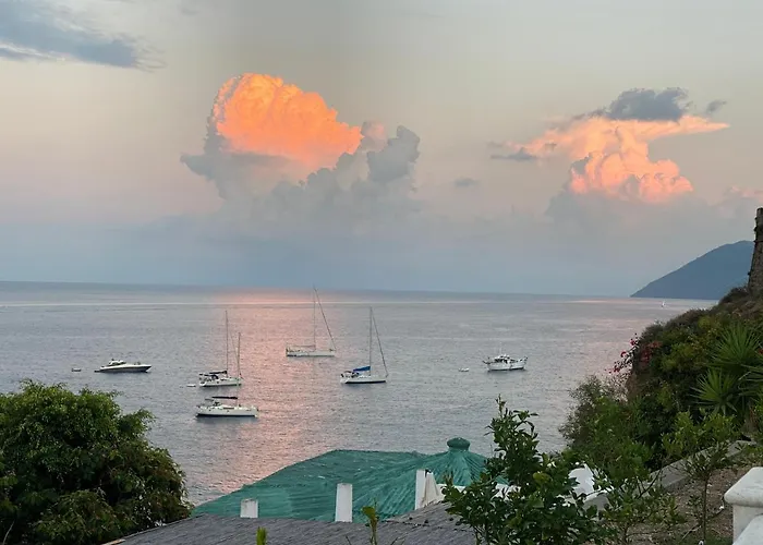 Centro Storico Flat 7 Mins From Port Apartment *