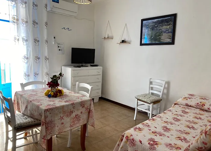 Centro Storico Flat 7 Mins From Port *