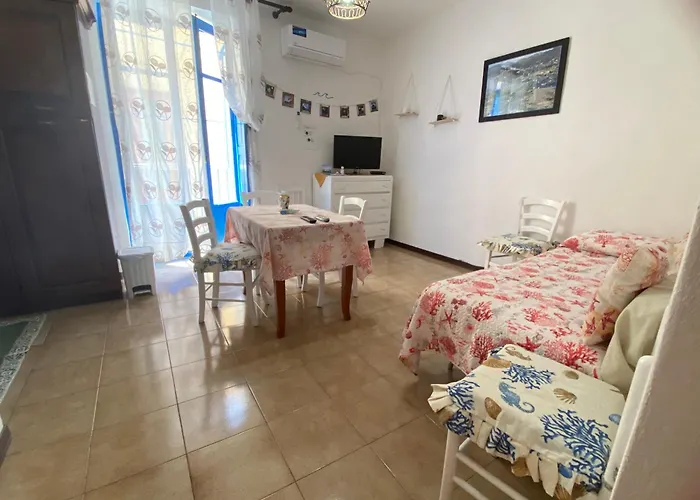 Centro Storico Flat 7 Mins From Port *